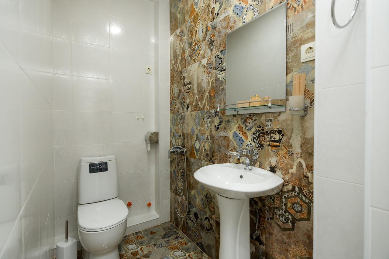 Big Family Guest House Tbilisi Buitenkant foto